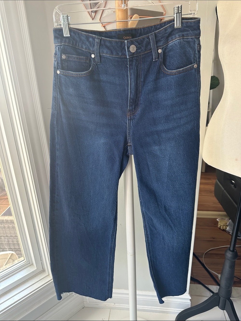 QUINCE Women’s Barrel Dark Blue Wash Jeans Denim Wide Leg Size 30 Short Petite